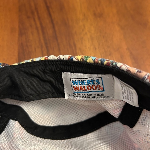Where’s Waldo? 5 Panel Baseball Hat Adjustable Streetwear ~ Outdoor ~ Throwback! - Picture 9 of 9